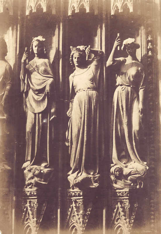 Henri Le Secq - Strasbourg (Bas-Rhin), cathédrale Notre Dame: portail de gauche, détail de trois Vertus terrassant les Vices
