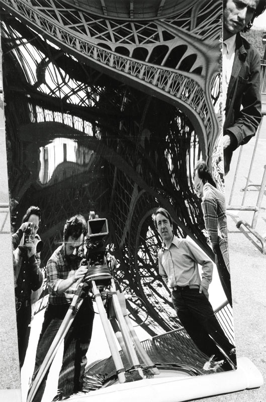 Self-Portrait with Pol Bury in front of the Eiffel Tower filming "8500 Tonnes de Fer" (8500 Tons of Iron), Paris