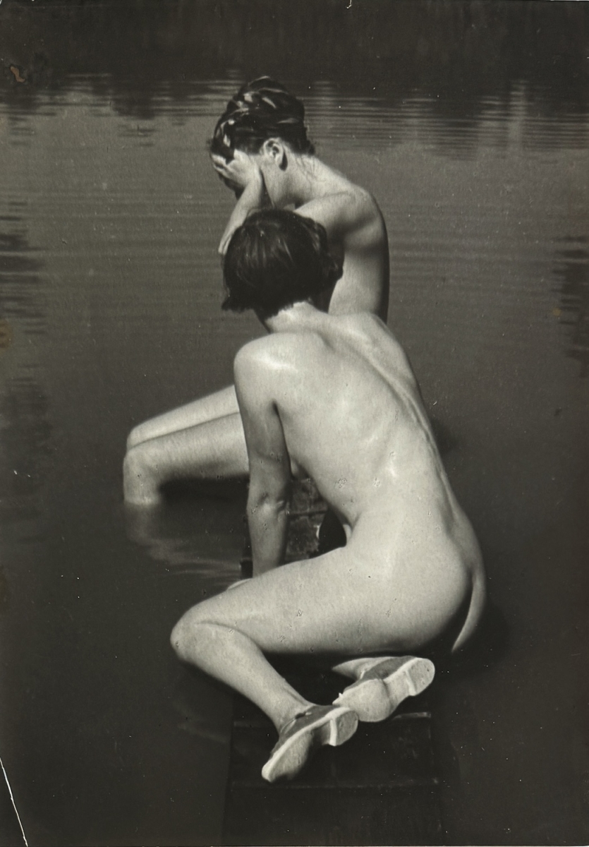 Ergy Landau - Two Female Nudes in Water Ergy Landau - Two Female Nudes in Water