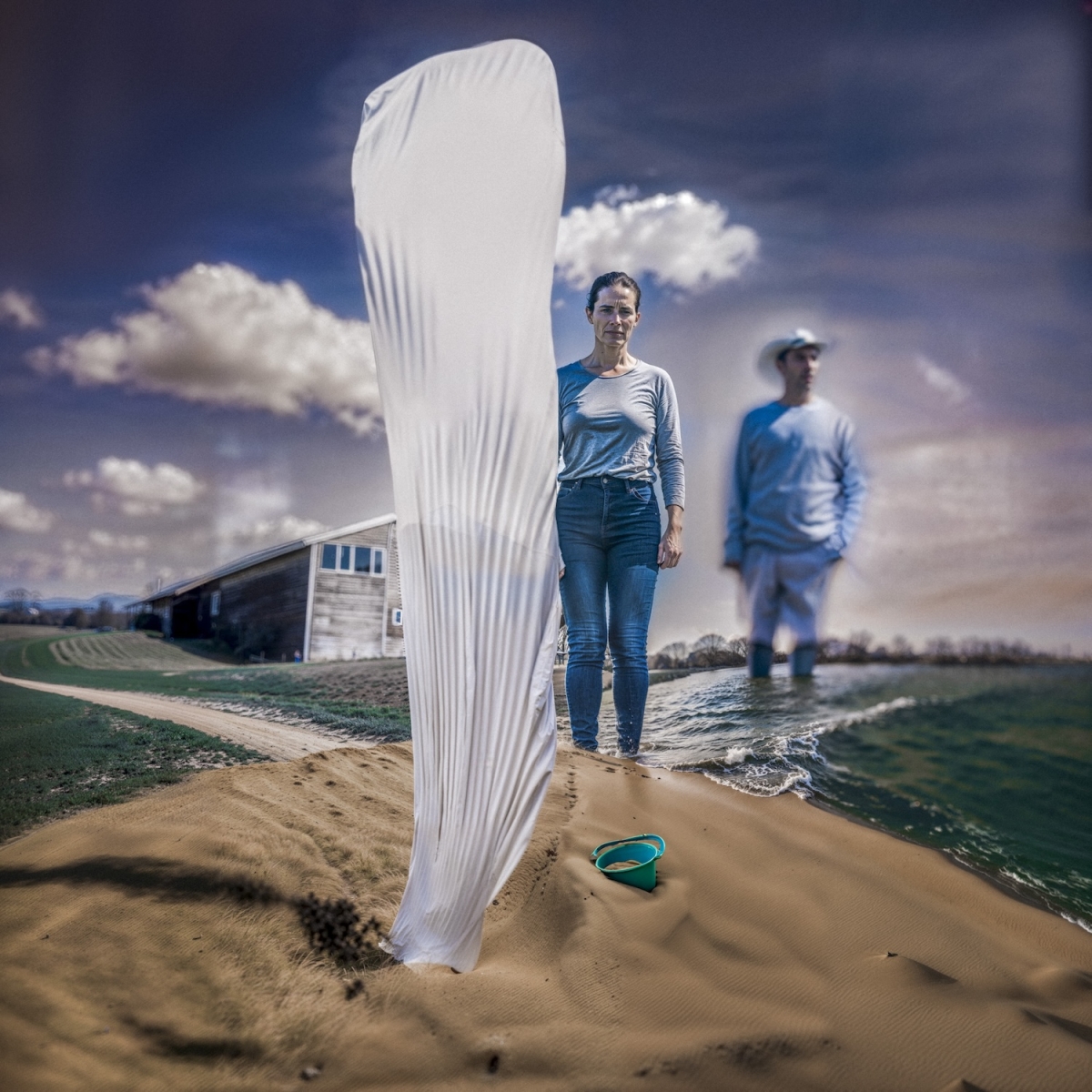 Dan Marcolina - Divided on the Same Side Dan Marcolina - Divided on the Same Side