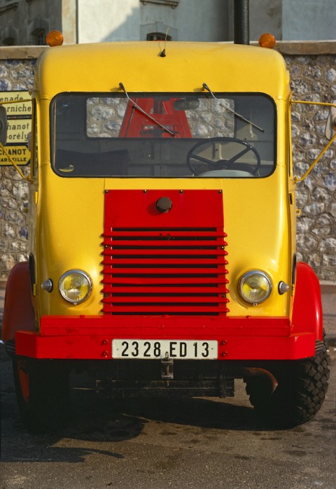 Philippe Garner. 23 28 ED 13, MARSEILLE, 1975. (Courtesy of Philippe Garner/Hamiltons Gallery)